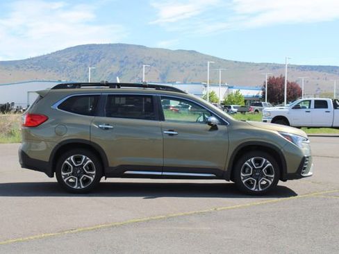 Certified 2023 Subaru Ascent Touring AWD/4WD image 7