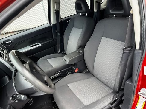 Used 2008 Jeep Compass Sport AWD/4WD image 16