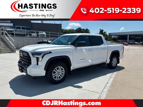 Used 2026 Toyota Tundra SR5 w/ SR5 Premium Package AWD/4WD image 1