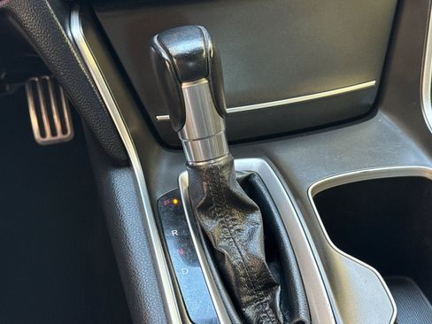 Used 2019 Honda Accord Sport image 17