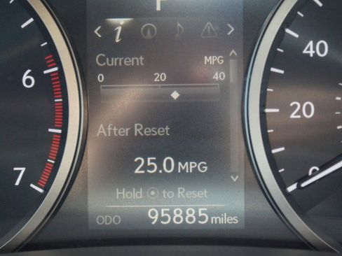 Used 2016 Lexus NX 200t FWD w/ Premium Package image 4