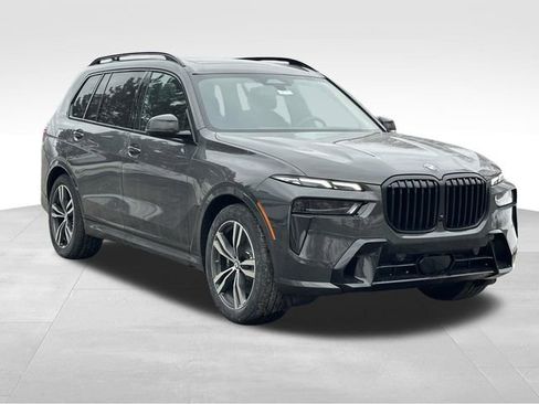 New 2026 BMW X7 xDrive40i image 1