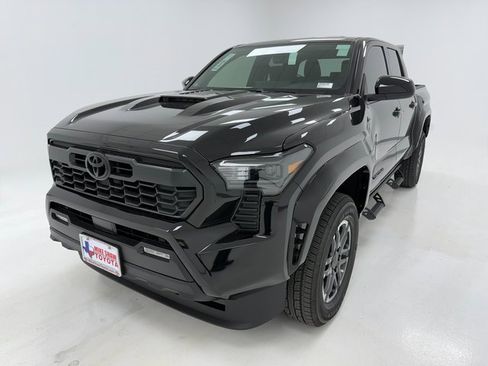 New 2026 Toyota Tacoma TRD Sport image 4