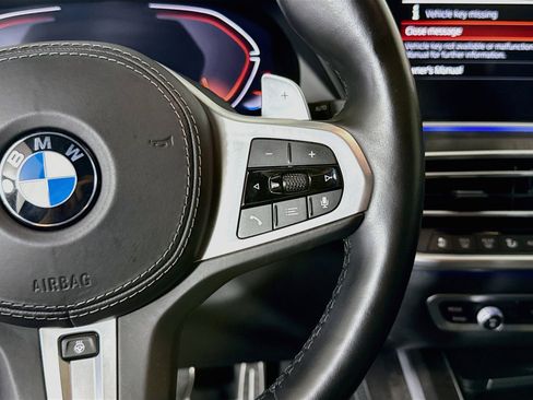 Used 2022 BMW X7 xDrive40i w/ M Sport Package AWD/4WD image 15