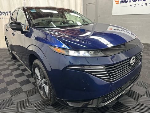 Used 2025 Nissan Murano SL w/ Cargo Package AWD/4WD image 2