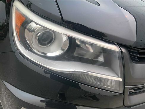 Used 2017 Chevrolet Colorado Z71 AWD/4WD image 26