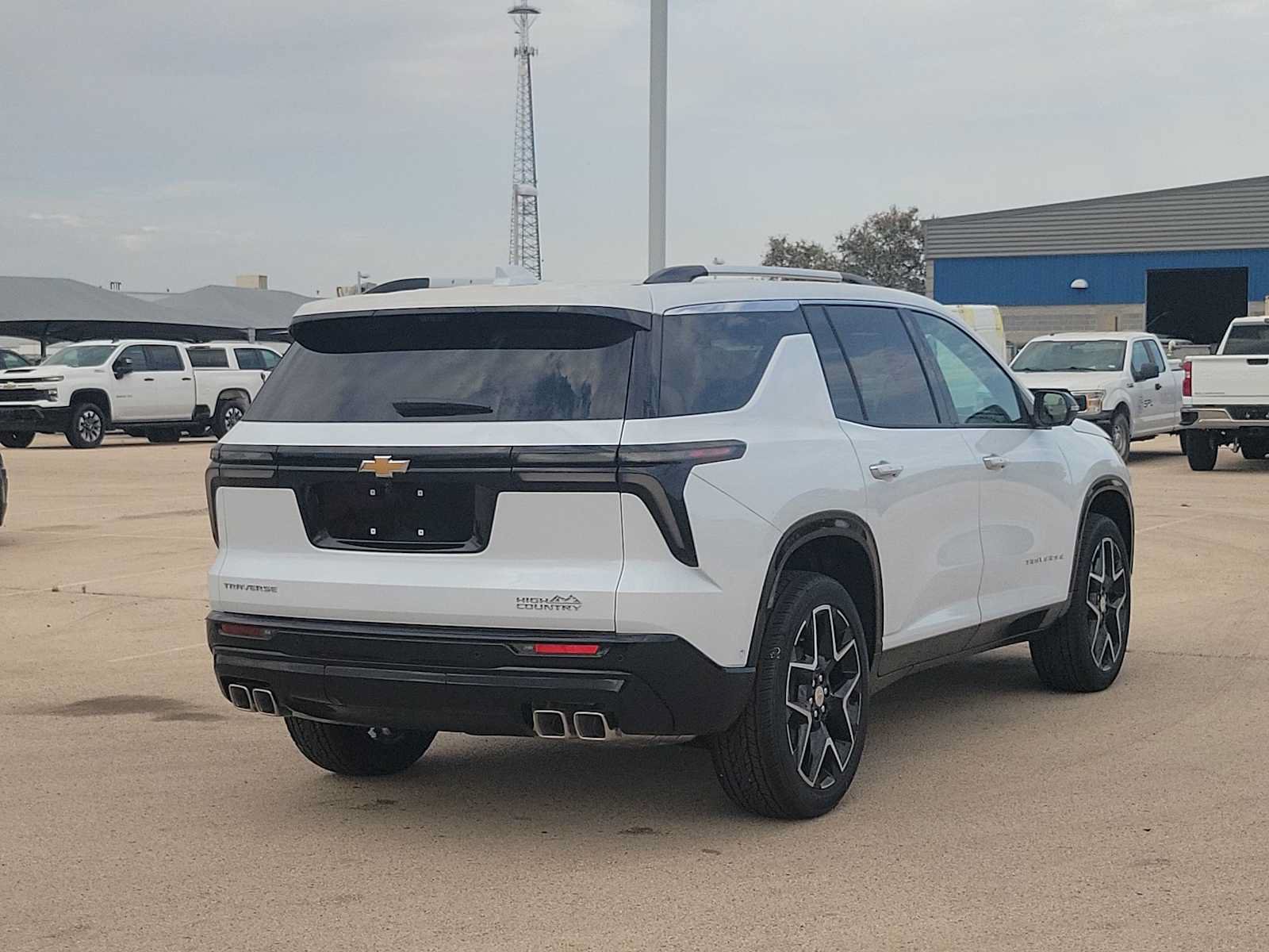 New 2026 Chevrolet Traverse High Country w/ LPO, Floor Liner Package FWD image 8