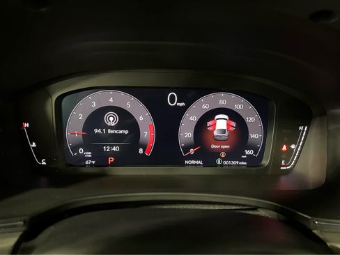 Used 2026 Acura Integra A-Spec image 17