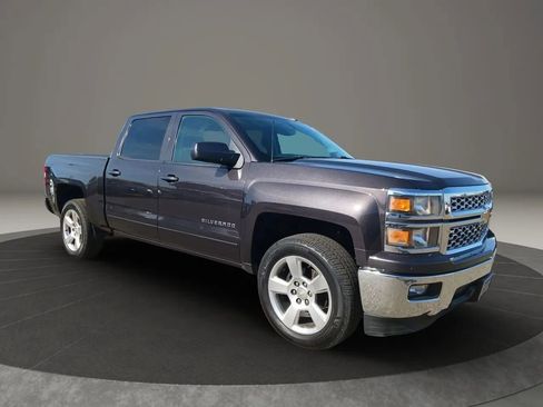 Used 2015 Chevrolet Silverado 1500 LT w/ LT Convenience Package RWD image 2