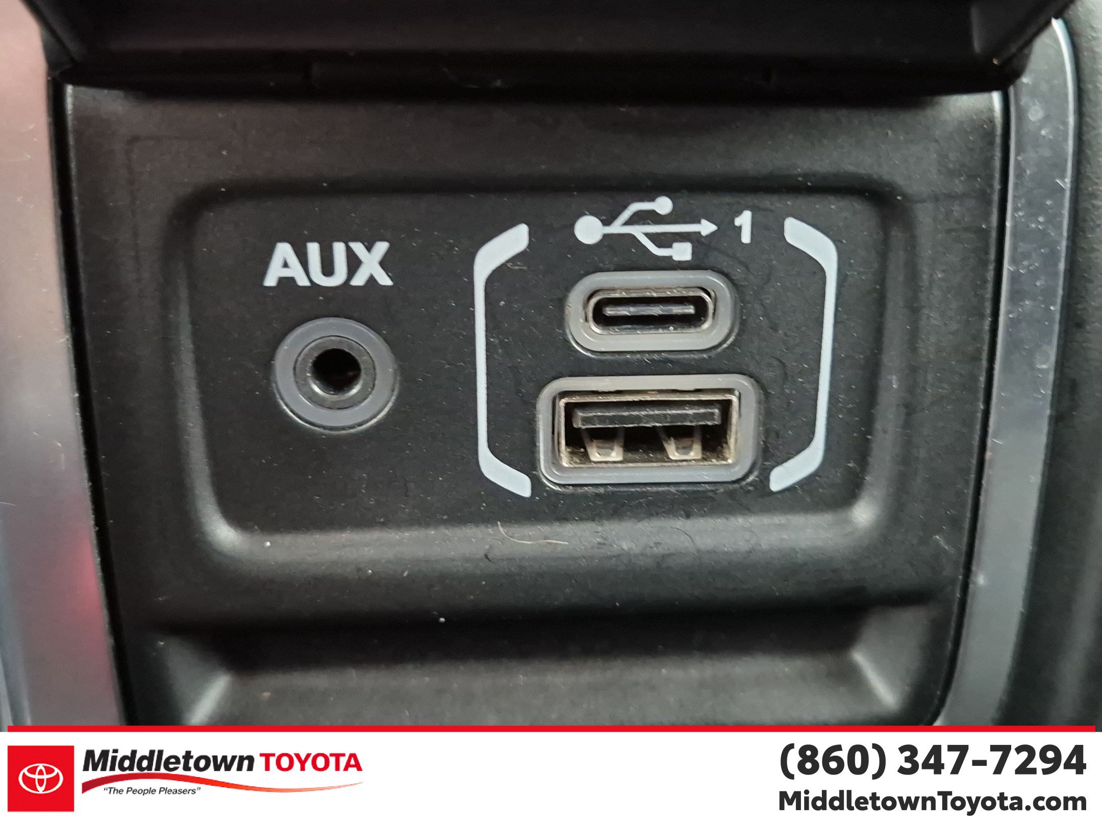 Used 2021 Jeep Wrangler Sport AWD/4WD image 26