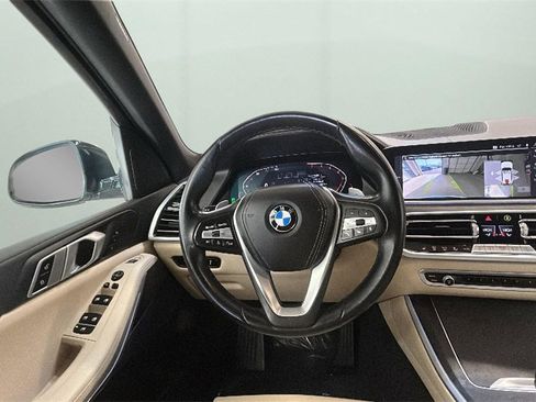 Used 2022 BMW X5 xDrive40i w/ Premium Package image 11
