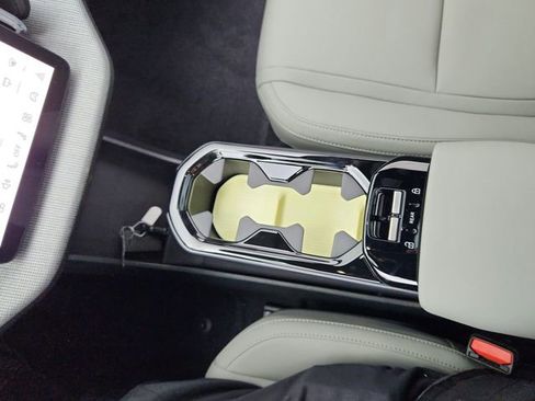 New 2026 Volvo EX30 Plus image 33