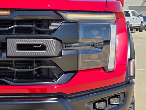 Used 2025 Ford F150 Raptor AWD/4WD image 33