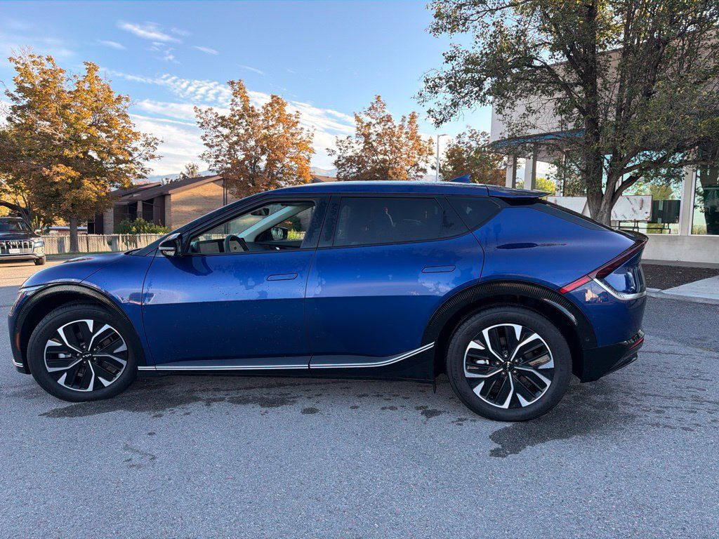 Used 2024 Kia EV6 Wind w/ Wind Technology Package AWD/4WD image 11