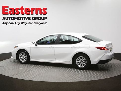 Used 2025 Toyota Camry LE FWD image 62