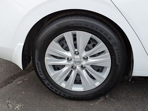 Used 2024 Nissan Sentra S image 22