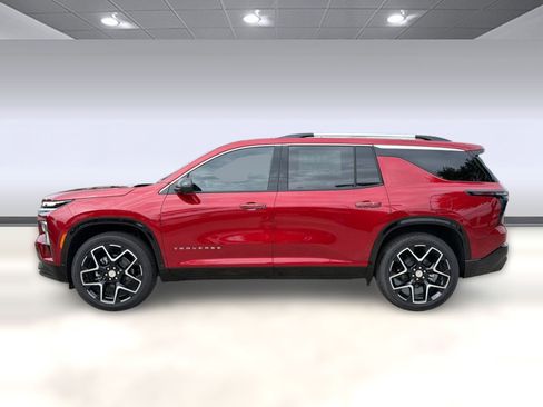 New 2026 Chevrolet Traverse High Country FWD image 2