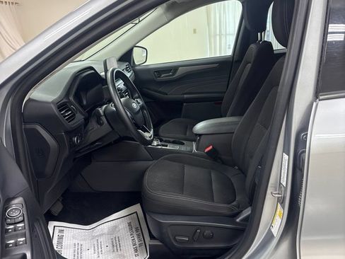 Used 2024 Ford Escape Active AWD/4WD image 9