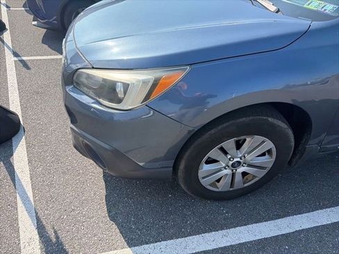 Used 2016 Subaru Outback 2.5i Premium AWD/4WD image 3