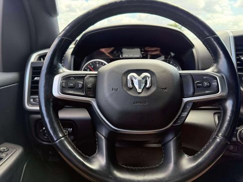 Used 2019 RAM 1500 Big Horn AWD/4WD image 19
