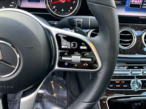 Used 2019 Mercedes-Benz E 300 w/ Premium 1 Package image 23