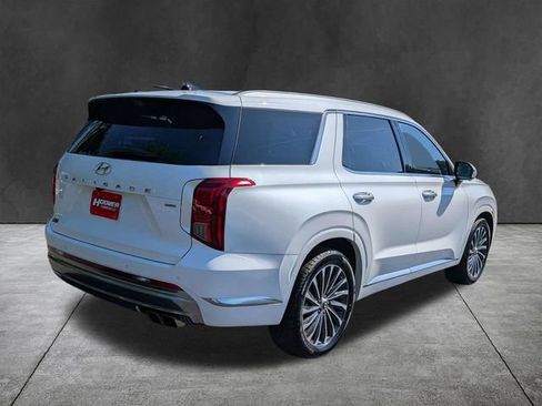 Used 2023 Hyundai Palisade Calligraphy AWD/4WD image 4