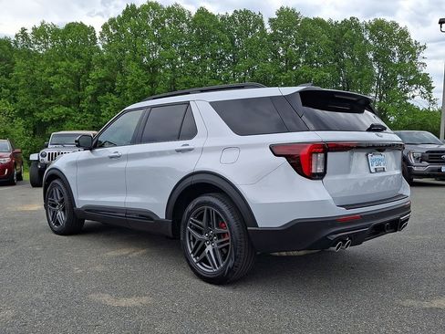 Used 2026 Ford Explorer ST w/ Sun And Sound Package AWD/4WD image 4