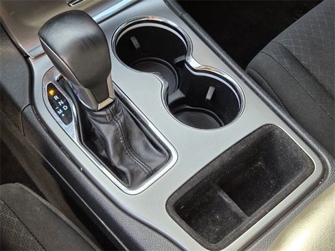 Used 2019 Jeep Grand Cherokee Laredo image 23