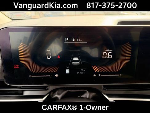 Certified 2025 Kia Carnival image 18