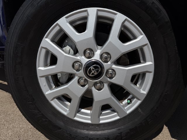 Certified 2024 Toyota Tacoma SR5 RWD image 9