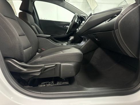 Used 2023 Chevrolet Malibu LT FWD image 20
