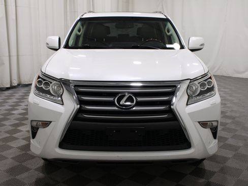 Used 2016 Lexus GX 460 Luxury w/ Preferred Accessory Package AWD/4WD image 38