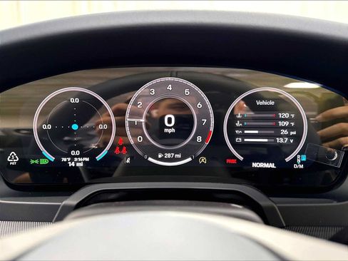 Used 2026 Porsche 911 Carrera S RWD image 23