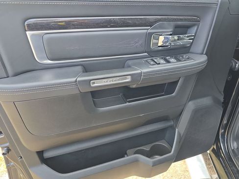 Used 2016 RAM 1500 Limited image 29