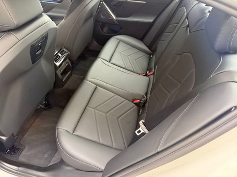 Used 2025 BMW i5 M60 w/ Premium Package image 13