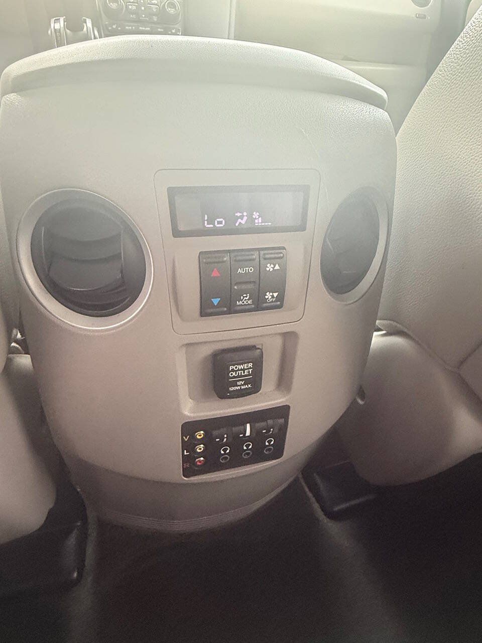 Used 2013 Honda Pilot Touring image 16