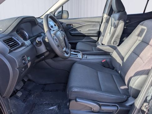 Certified 2019 Honda Ridgeline Sport image 13