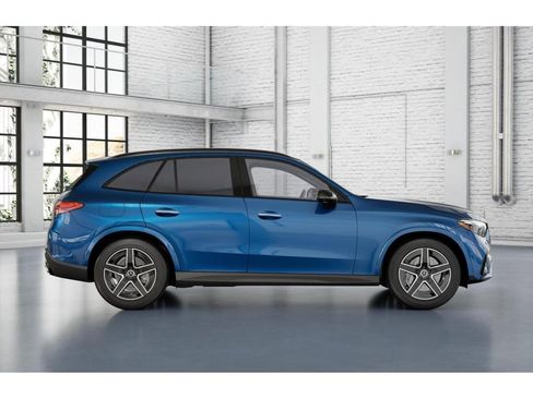 New 2025 Mercedes-Benz GLC 300 4MATIC image 16
