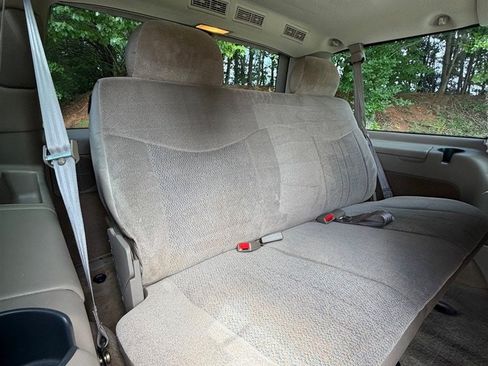 Used 2005 Chevrolet Astro Passenger RWD image 14