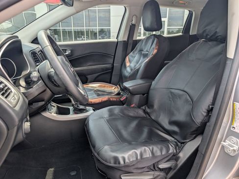 Used 2018 Jeep Compass Sport FWD image 11