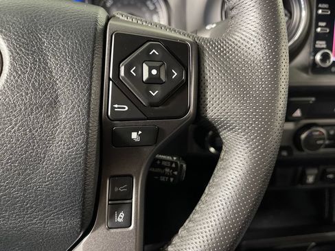 Certified 2023 Toyota Tacoma TRD Off-Road AWD/4WD image 27