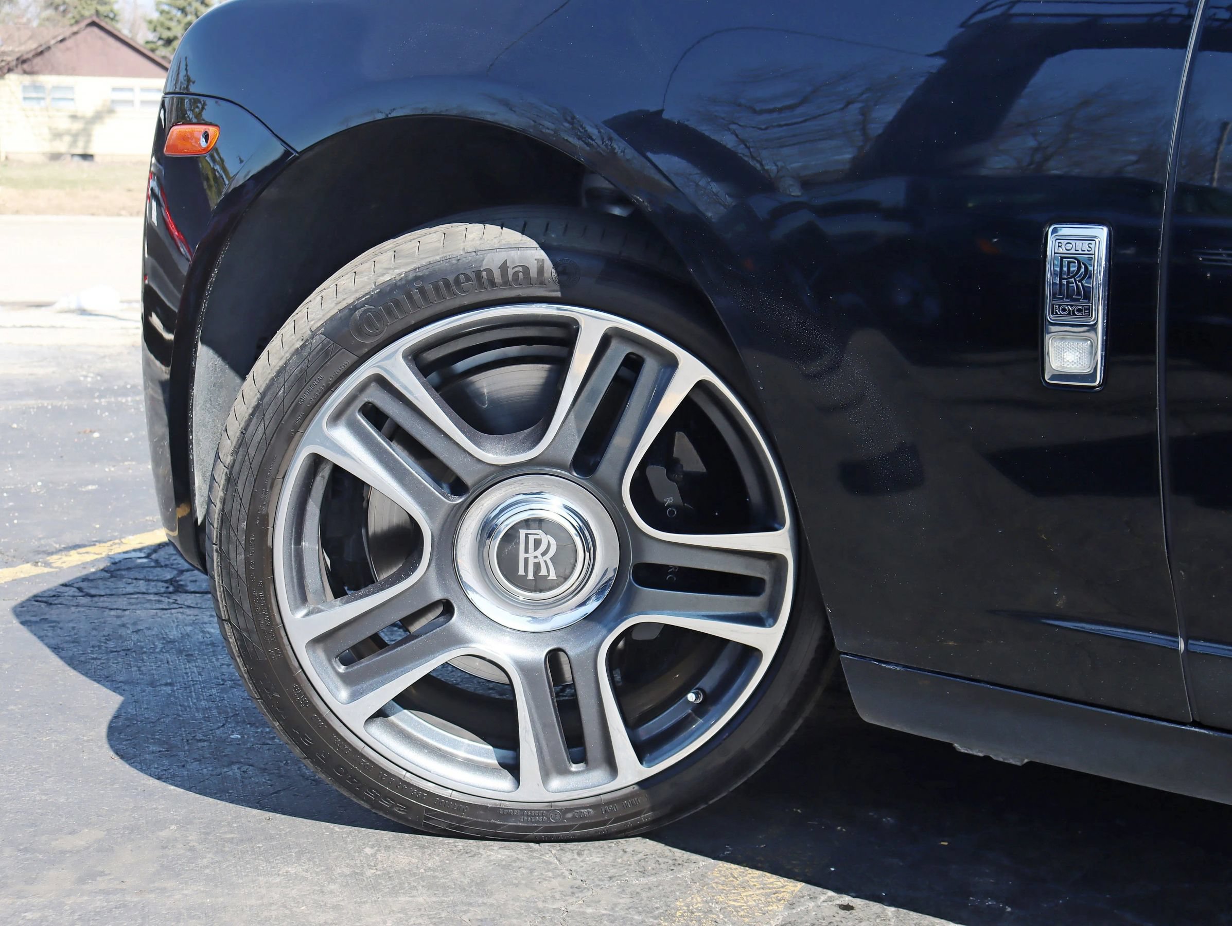 Used 2015 Rolls-Royce Ghost RWD image 17