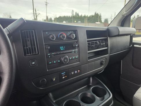 Used 2013 Chevrolet Express 2500 LT w/ LT Preferred Equipment Group image 26