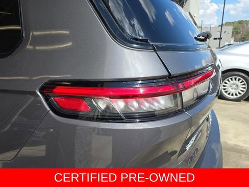 Used 2024 Jeep Grand Cherokee L Limited w/ Black Appearance Package AWD/4WD image 37