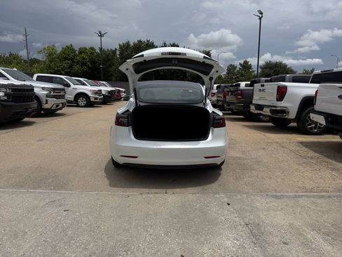 Used 2023 Tesla Model 3 Standard Range RWD image 36