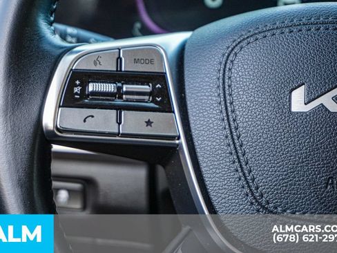 Used 2024 Kia Telluride EX w/ EX Captain's Chair Package FWD image 30
