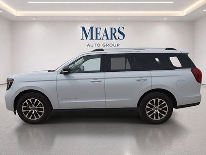 Used 2025 Ford Expedition Platinum