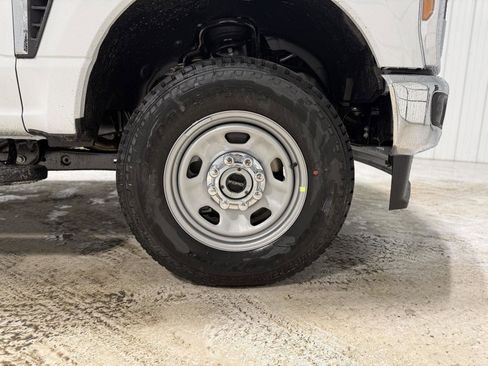 New 2026 Ford F350 XL w/ XL Chrome Package image 59
