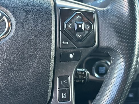 Used 2021 Toyota Tacoma TRD Off-Road w/ Technology Package image 37