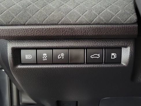 Used 2026 Toyota Camry XLE FWD image 23